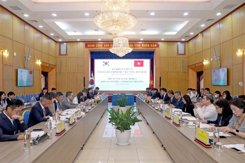 Hàn Quốc: đứng thứ nhất về tổng vốn đăng ký đầu tư và tổng số dự án đầu tư tại Việt Nam